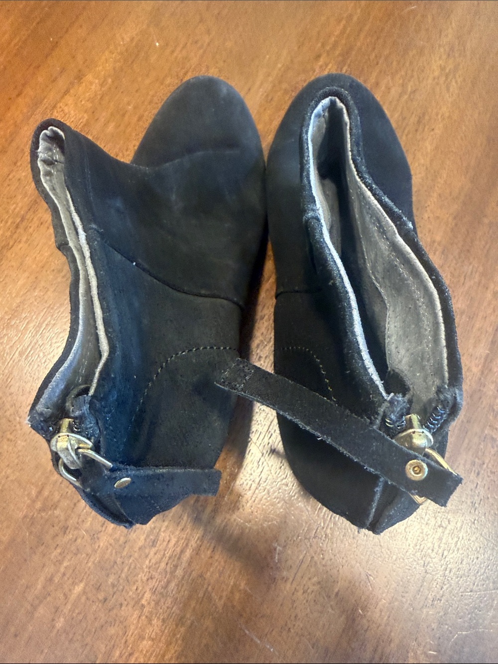 Seychelles Black Suede Ankle Booties with Back Zipper - Picture 4 of 5